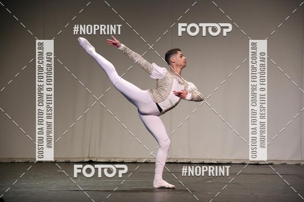 Buy your photos of the eventFORMATURA LILIAN GUMIEIRO on Fotop