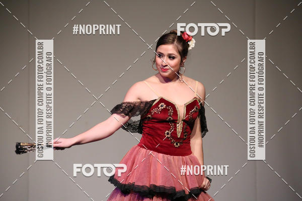 Buy your photos of the eventFORMATURA LILIAN GUMIEIRO on Fotop