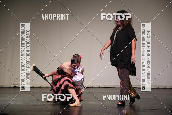 Buy your photos of the eventFORMATURA LILIAN GUMIEIRO on Fotop