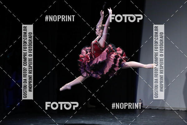 Buy your photos of the eventFORMATURA LILIAN GUMIEIRO on Fotop