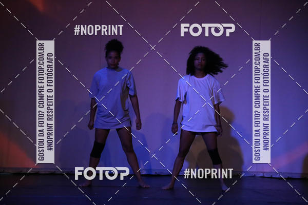 Buy your photos of the eventFORMATURA LILIAN GUMIEIRO on Fotop