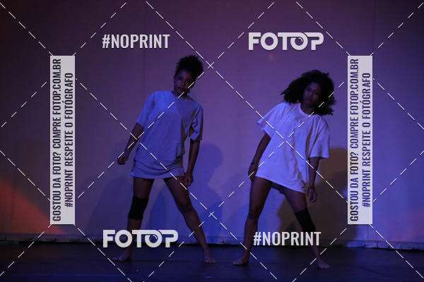 Buy your photos of the eventFORMATURA LILIAN GUMIEIRO on Fotop