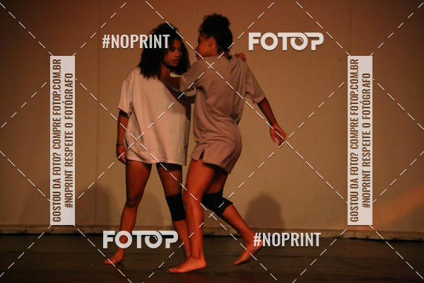 Buy your photos of the eventFORMATURA LILIAN GUMIEIRO on Fotop