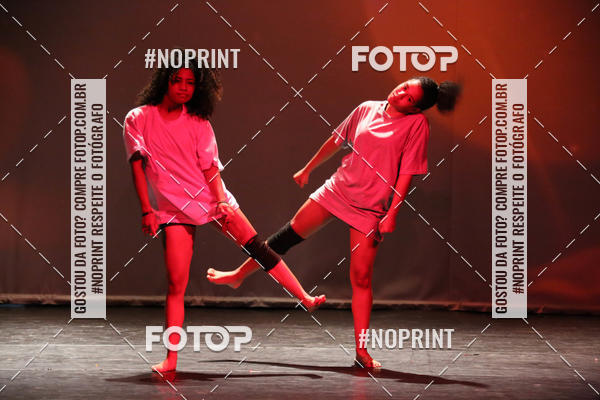 Buy your photos of the eventFORMATURA LILIAN GUMIEIRO on Fotop