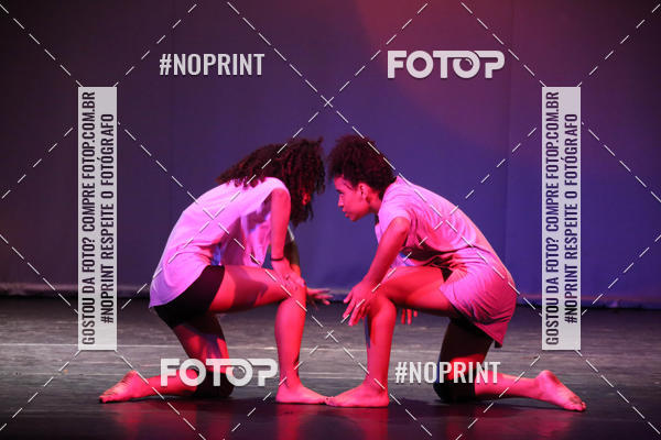 Buy your photos of the eventFORMATURA LILIAN GUMIEIRO on Fotop