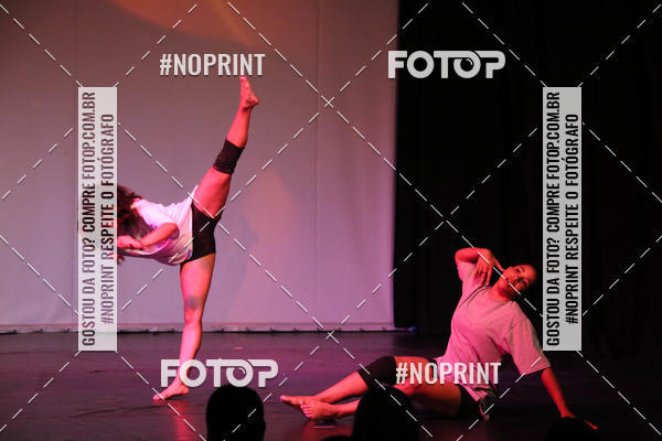 Buy your photos of the eventFORMATURA LILIAN GUMIEIRO on Fotop