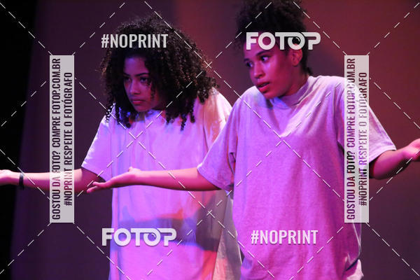 Buy your photos of the eventFORMATURA LILIAN GUMIEIRO on Fotop