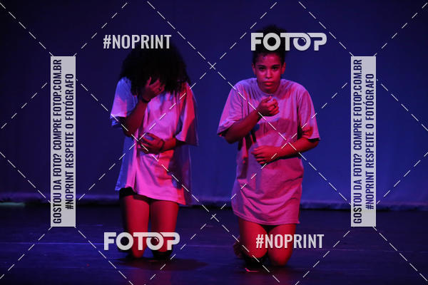 Buy your photos of the eventFORMATURA LILIAN GUMIEIRO on Fotop