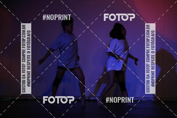 Buy your photos of the eventFORMATURA LILIAN GUMIEIRO on Fotop