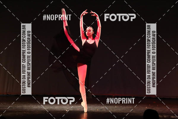Buy your photos of the eventFORMATURA LILIAN GUMIEIRO on Fotop