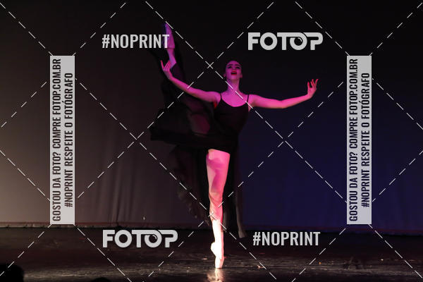 Buy your photos of the eventFORMATURA LILIAN GUMIEIRO on Fotop