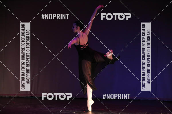 Buy your photos of the eventFORMATURA LILIAN GUMIEIRO on Fotop