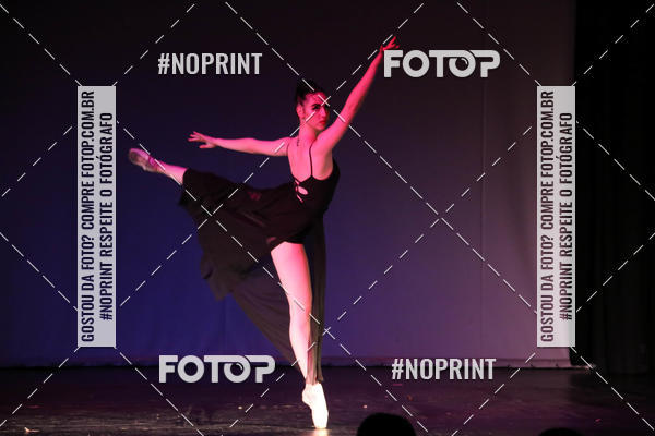 Buy your photos of the eventFORMATURA LILIAN GUMIEIRO on Fotop