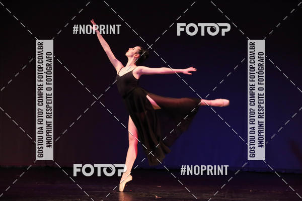 Buy your photos of the eventFORMATURA LILIAN GUMIEIRO on Fotop