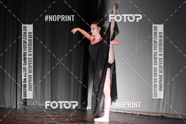 Buy your photos of the eventFORMATURA LILIAN GUMIEIRO on Fotop