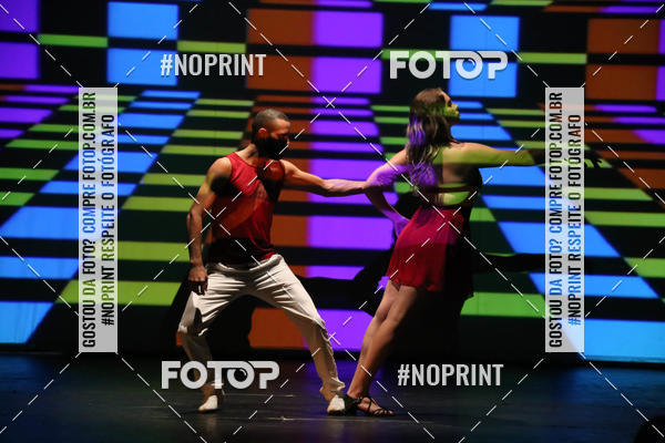 Buy your photos of the eventFORMATURA LILIAN GUMIEIRO on Fotop