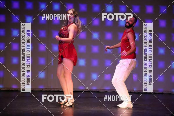 Buy your photos of the eventFORMATURA LILIAN GUMIEIRO on Fotop