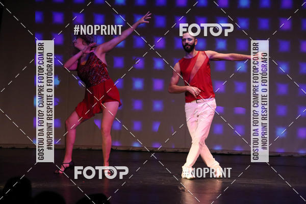 Buy your photos of the eventFORMATURA LILIAN GUMIEIRO on Fotop