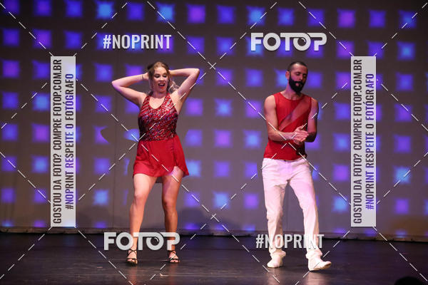 Buy your photos of the eventFORMATURA LILIAN GUMIEIRO on Fotop