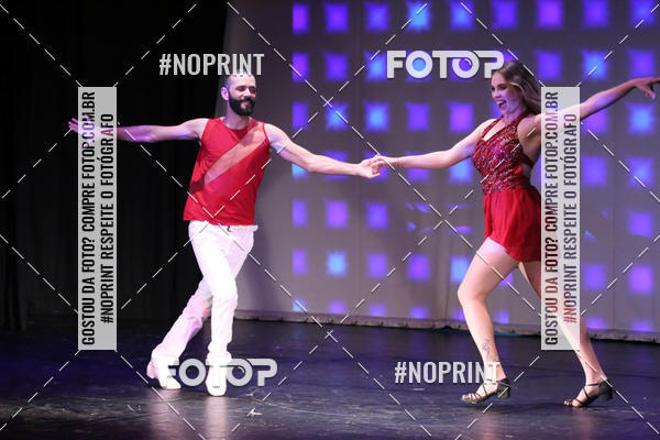 Buy your photos of the eventFORMATURA LILIAN GUMIEIRO on Fotop
