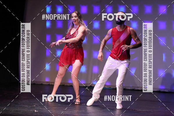 Buy your photos of the eventFORMATURA LILIAN GUMIEIRO on Fotop