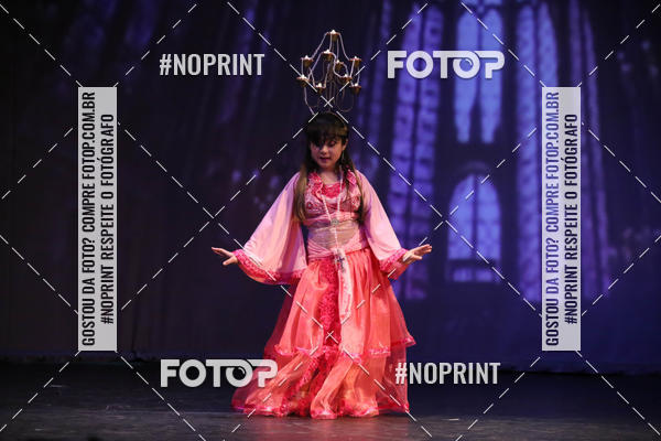 Buy your photos of the eventFORMATURA LILIAN GUMIEIRO on Fotop