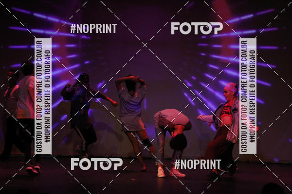 Buy your photos of the eventFORMATURA LILIAN GUMIEIRO on Fotop