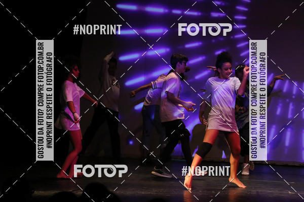 Buy your photos of the eventFORMATURA LILIAN GUMIEIRO on Fotop