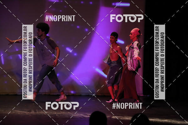 Buy your photos of the eventFORMATURA LILIAN GUMIEIRO on Fotop