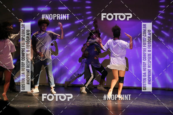 Buy your photos of the eventFORMATURA LILIAN GUMIEIRO on Fotop