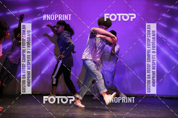 Buy your photos of the eventFORMATURA LILIAN GUMIEIRO on Fotop