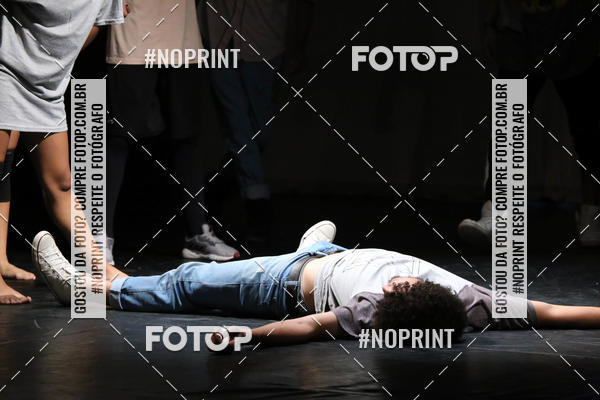 Buy your photos of the eventFORMATURA LILIAN GUMIEIRO on Fotop