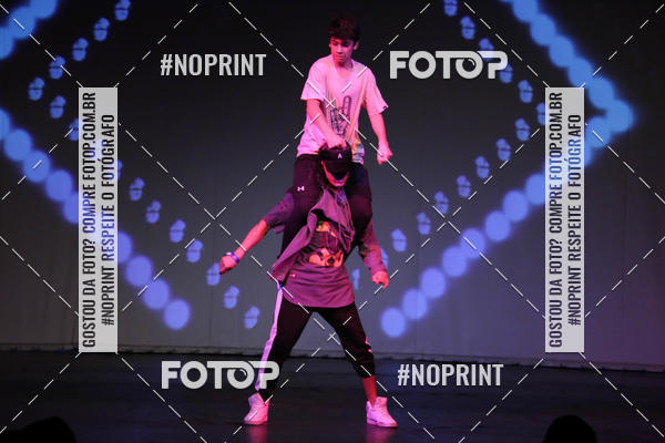 Buy your photos of the eventFORMATURA LILIAN GUMIEIRO on Fotop