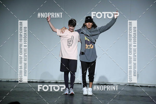 Buy your photos of the eventFORMATURA LILIAN GUMIEIRO on Fotop