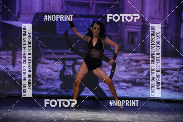 Buy your photos of the eventFORMATURA LILIAN GUMIEIRO on Fotop