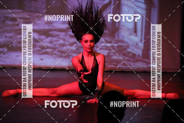 Buy your photos of the eventFORMATURA LILIAN GUMIEIRO on Fotop