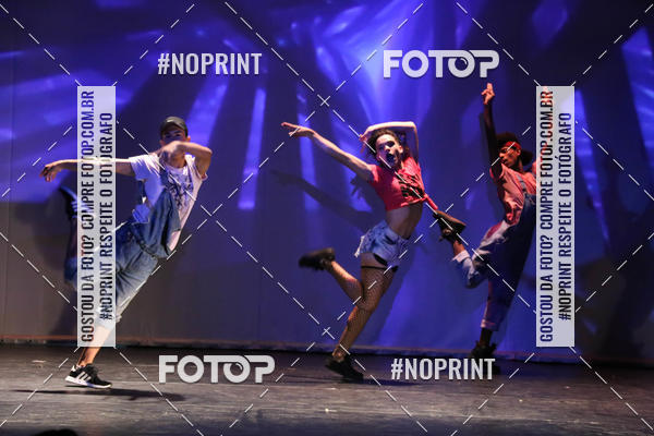 Buy your photos of the eventFORMATURA LILIAN GUMIEIRO on Fotop