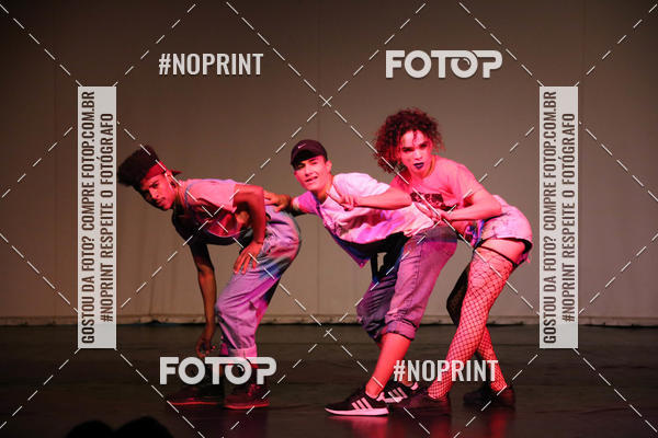 Buy your photos of the eventFORMATURA LILIAN GUMIEIRO on Fotop