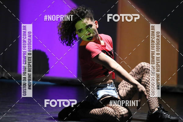 Buy your photos of the eventFORMATURA LILIAN GUMIEIRO on Fotop