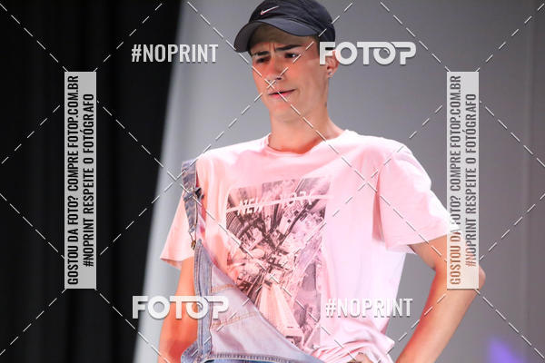 Buy your photos of the eventFORMATURA LILIAN GUMIEIRO on Fotop