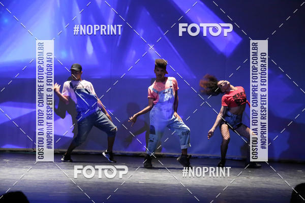 Buy your photos of the eventFORMATURA LILIAN GUMIEIRO on Fotop