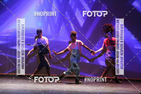 Buy your photos of the eventFORMATURA LILIAN GUMIEIRO on Fotop