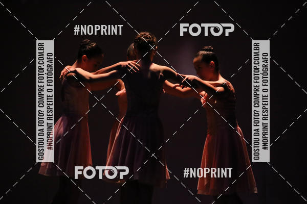 Buy your photos of the eventFORMATURA LILIAN GUMIEIRO on Fotop