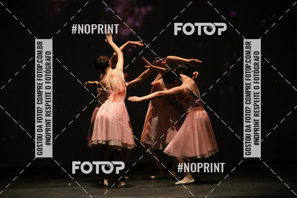 Buy your photos of the eventFORMATURA LILIAN GUMIEIRO on Fotop