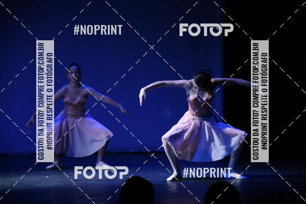 Buy your photos of the eventFORMATURA LILIAN GUMIEIRO on Fotop