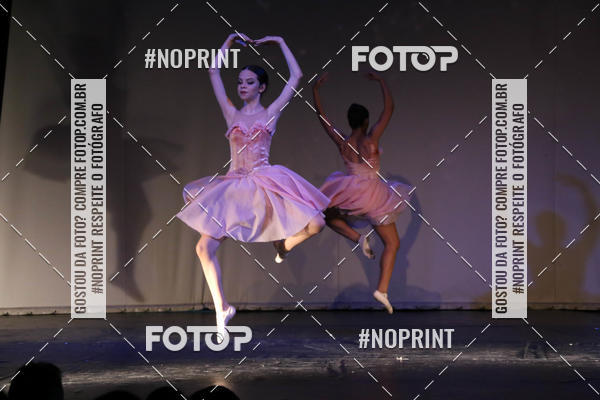 Buy your photos of the eventFORMATURA LILIAN GUMIEIRO on Fotop