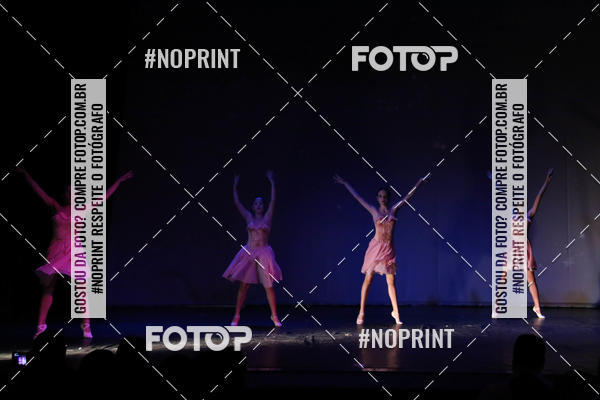 Buy your photos of the eventFORMATURA LILIAN GUMIEIRO on Fotop