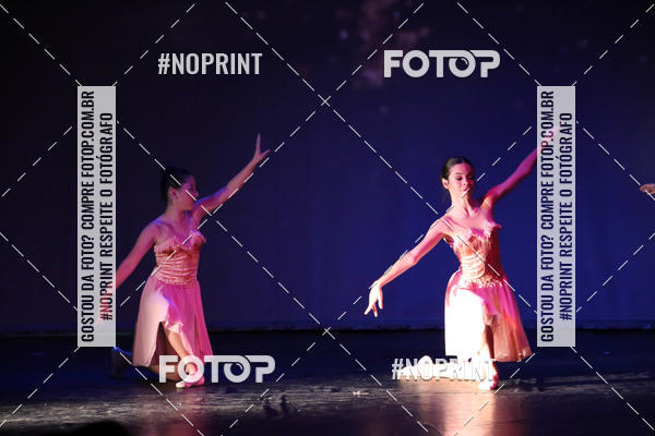 Buy your photos of the eventFORMATURA LILIAN GUMIEIRO on Fotop
