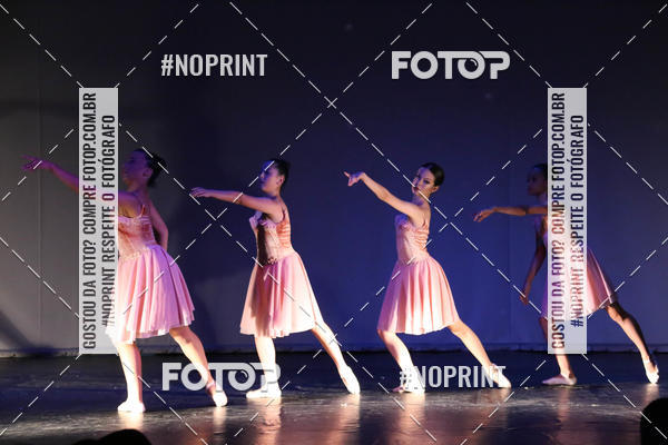 Buy your photos of the eventFORMATURA LILIAN GUMIEIRO on Fotop