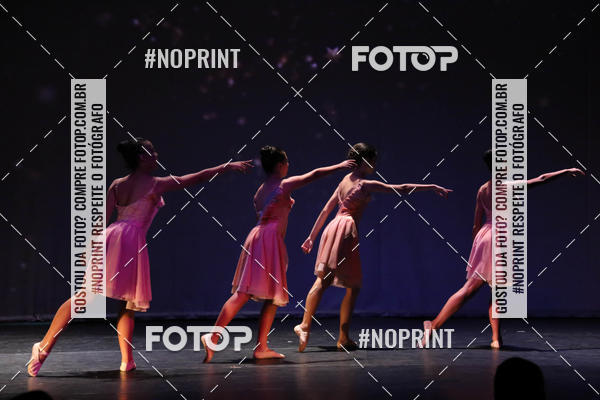 Buy your photos of the eventFORMATURA LILIAN GUMIEIRO on Fotop